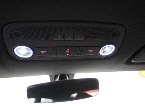 Used 2023 Lamborghini Huracan Tecnica image 32