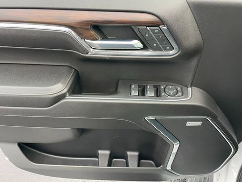 Used 2023 GMC Sierra 1500 SLT w/ SLT Premium Plus Package image 13