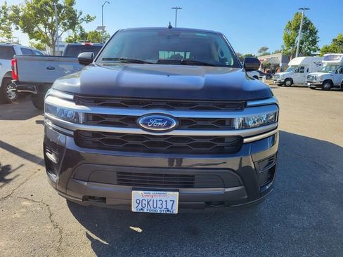 Used 2022 Ford Expedition Max XLT AWD/4WD image 2