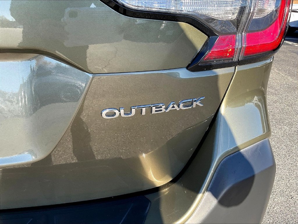 Used 2024 Subaru Outback Limited AWD/4WD image 25