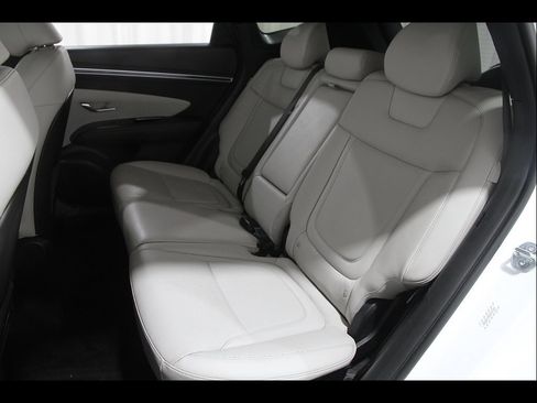 Certified 2024 Hyundai Tucson Limited AWD/4WD image 19