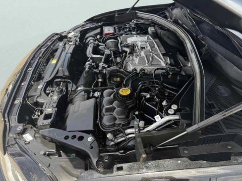 Used 2019 Jaguar F-PACE SVR image 66