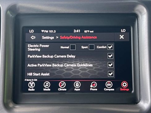 Used 2019 Dodge Challenger SXT image 34