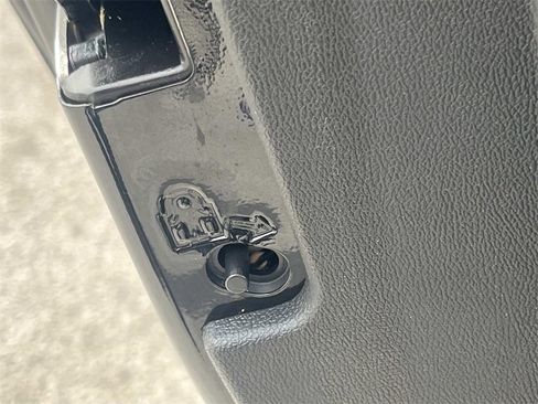 Used 2024 Chevrolet Malibu LT image 14