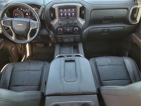 Used 2020 Chevrolet Silverado 1500 High Country w/ Technology Package image 11