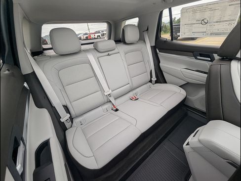 New 2027 GMC Terrain Denali w/ LPO, Floor Liner Package AWD/4WD image 13