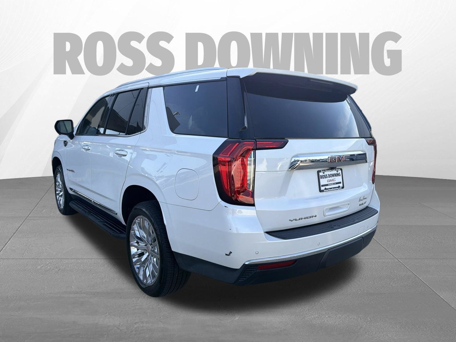Used 2023 GMC Yukon SLT RWD image 6