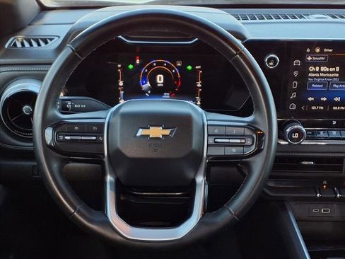 Used 2023 Chevrolet Colorado LT w/ LT Convenience Package image 18