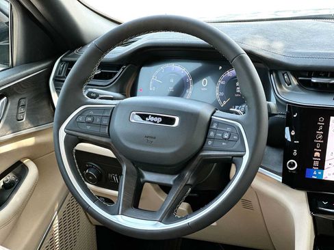 New 2026 Jeep Grand Cherokee L Limited RWD image 27