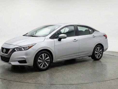 Used 2025 Nissan Versa SV FWD image 3