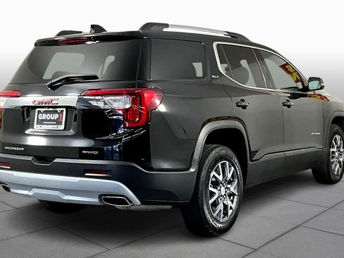 Used 2023 GMC Acadia SLT image 12