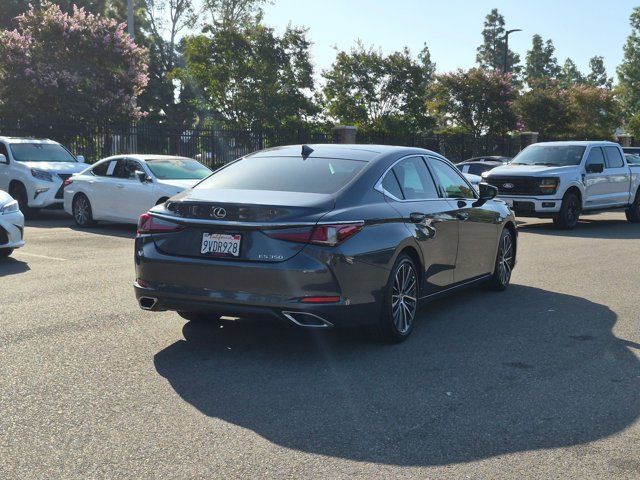 Used 2025 Lexus ES 350 w/ Premium Package FWD image 5