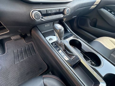 Used 2025 Nissan Altima 2.5 SR FWD image 30