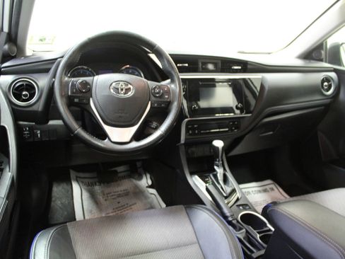 Used 2019 Toyota Corolla SE image 7