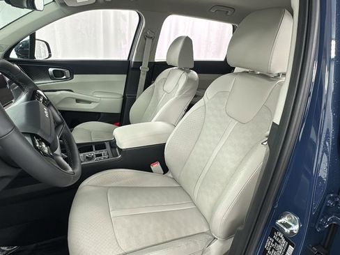 New 2026 Kia Sorento EX AWD/4WD image 10