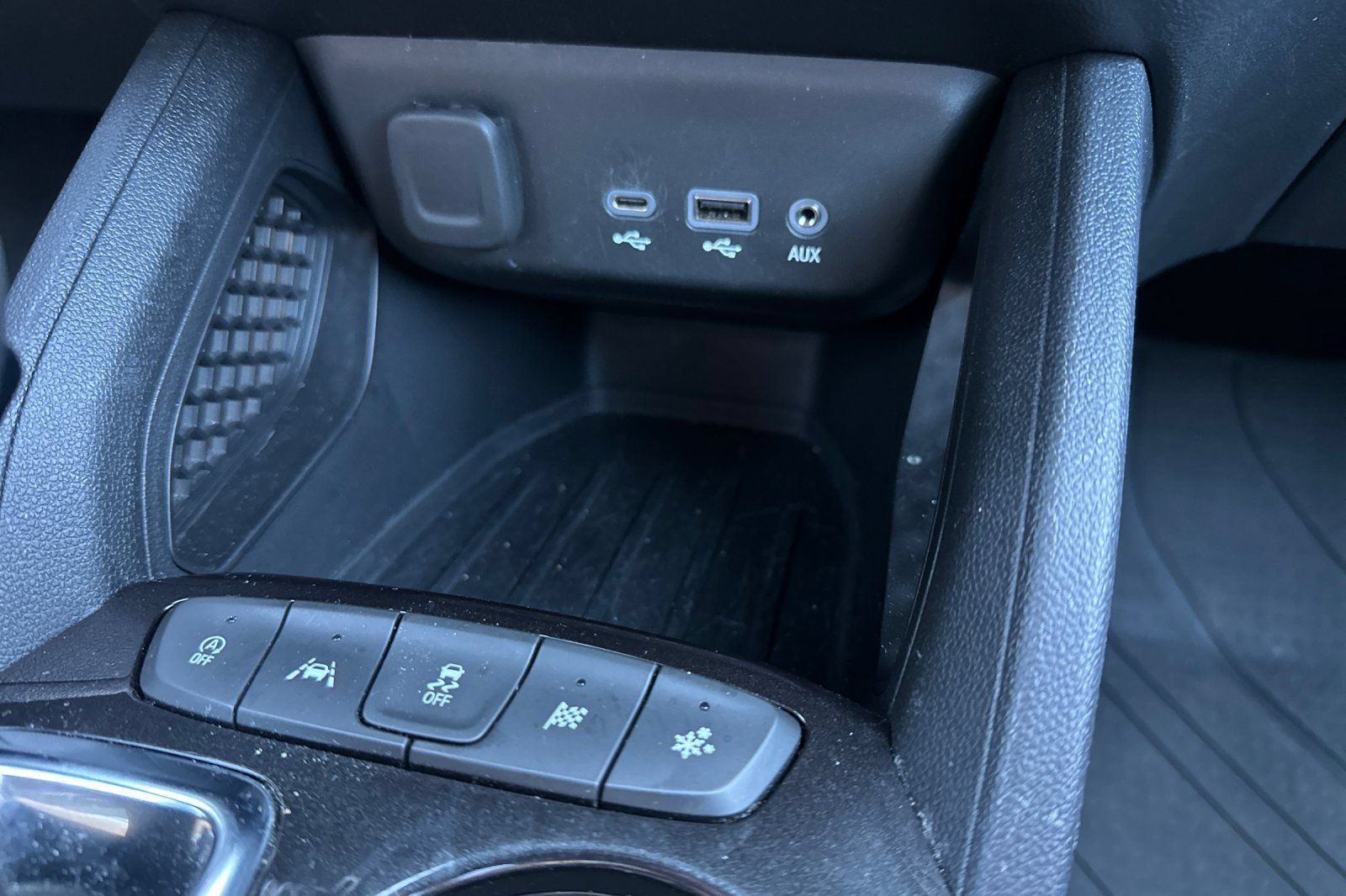 Used 2023 Chevrolet TrailBlazer ACTIV w/ Sun and Liftgate Package FWD image 54