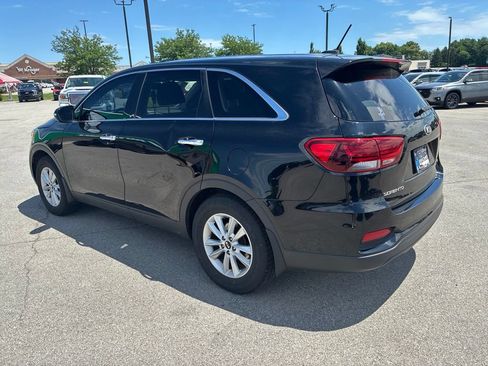 Used 2019 Kia Sorento L FWD image 4