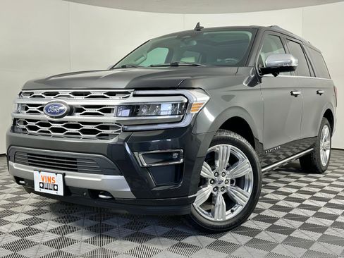 Used 2023 Ford Expedition Platinum image 46