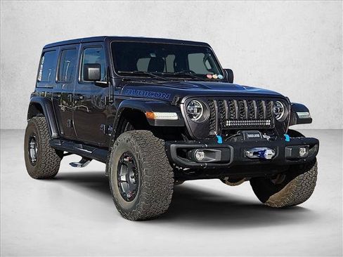 Used 2022 Jeep Wrangler Unlimited Rubicon 4xe w/ Steel Bumper Group AWD/4WD image 3