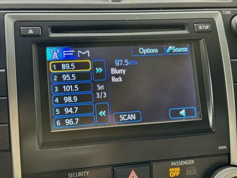 Used 2013 Toyota Camry LE FWD image 16