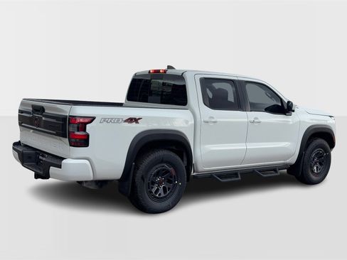 New 2026 Nissan Frontier PRO-4X w/ Pro-4x Convenience Package image 7