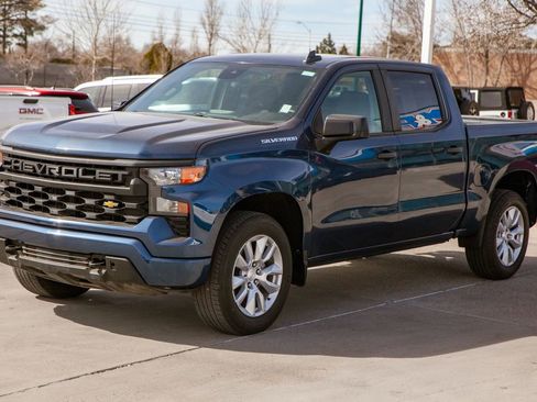 Used 2022 Chevrolet Silverado 1500 Custom image 8
