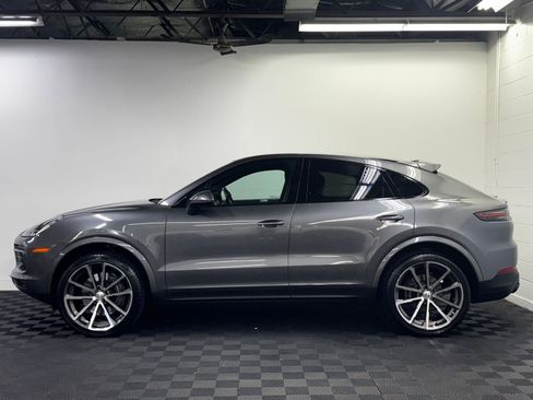 Used 2021 Porsche Cayenne Coupe w/ Premium Package AWD/4WD image 3