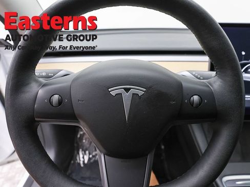 Used 2021 Tesla Model 3 Standard Range Plus RWD image 10