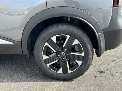New 2026 Nissan Kicks SV w/ SV Premium Package AWD/4WD image 15