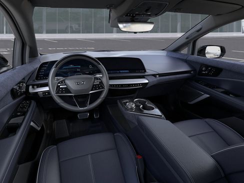 New 2026 Cadillac Optiq Luxury 2 image 15