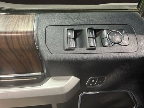 Certified 2019 Ford F150 Lariat AWD/4WD image 13