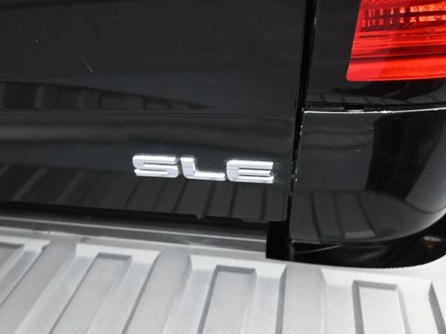 Used 2016 GMC Sierra 1500 SLE w/ SLE Value Package AWD/4WD image 32