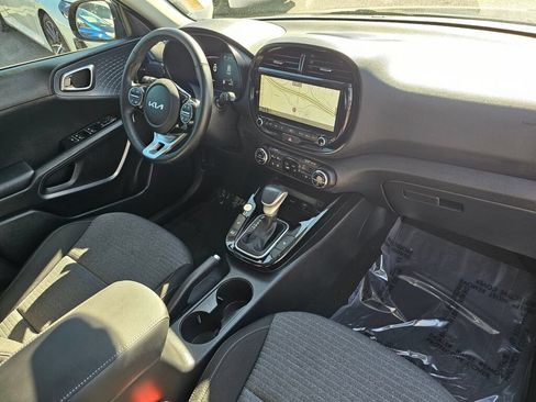 Certified 2023 Kia Soul EX FWD image 31