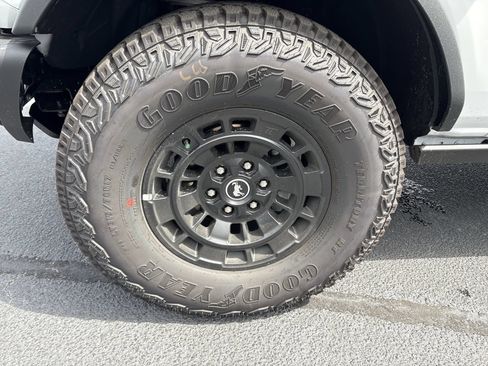 New 2026 Ford Bronco Badlands AWD/4WD image 23