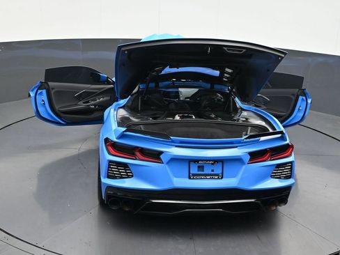 Used 2020 Chevrolet Corvette Stingray Preferred Cpe w/ 2LT Preferred Equipment Group RWD image 37