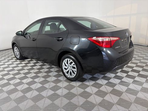 Used 2019 Toyota Corolla LE FWD image 5
