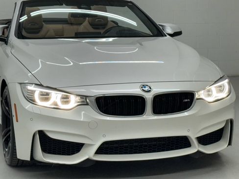Used 2016 BMW M4 Convertible RWD image 10