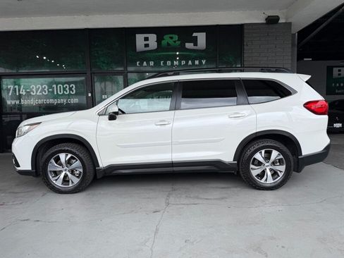 Used 2019 Subaru Ascent Premium AWD/4WD image 4