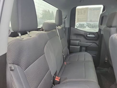 Used 2020 Chevrolet Silverado 1500 Custom w/ Custom Value Package image 25