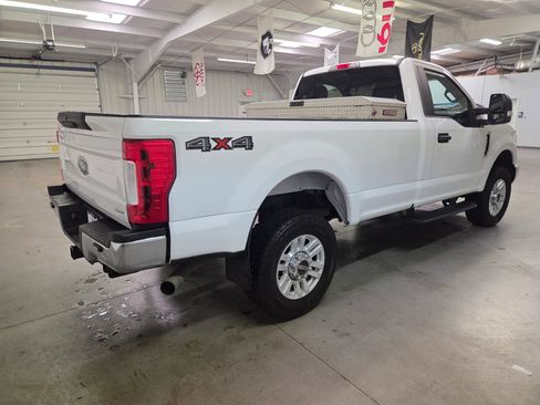 Used 2019 Ford F250 XLT AWD/4WD image 8