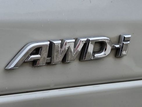 Used 2019 Toyota Highlander Limited Platinum AWD/4WD image 9