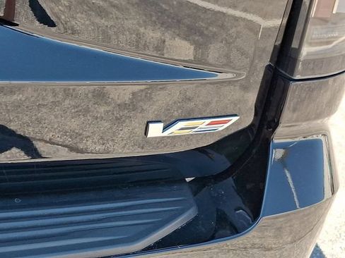 Certified 2025 Cadillac Escalade V AWD/4WD image 34