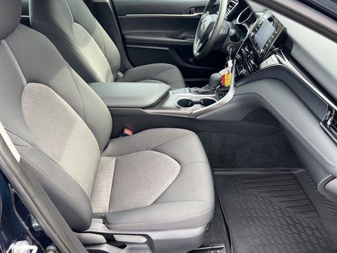 Certified 2022 Toyota Camry LE image 25