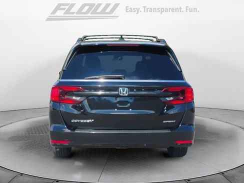 Used 2023 Honda Odyssey Sport image 7