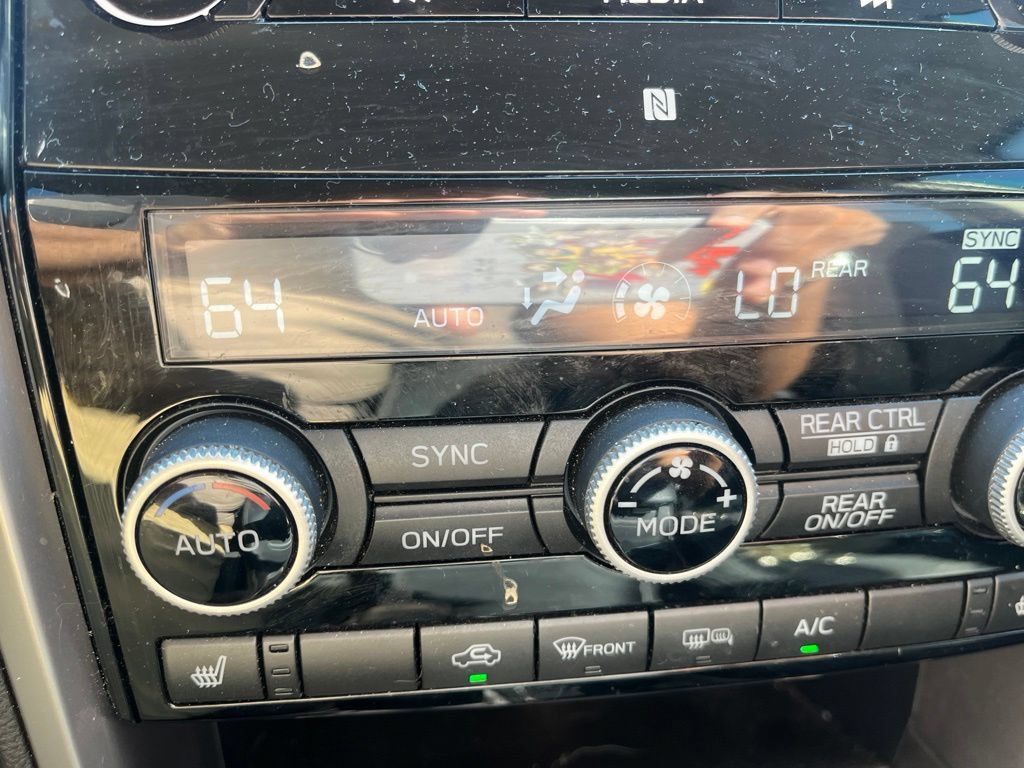 Used 2019 Subaru Ascent Premium AWD/4WD image 22