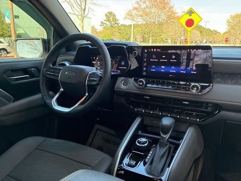 Used 2025 Chevrolet Colorado ZR2 image 25