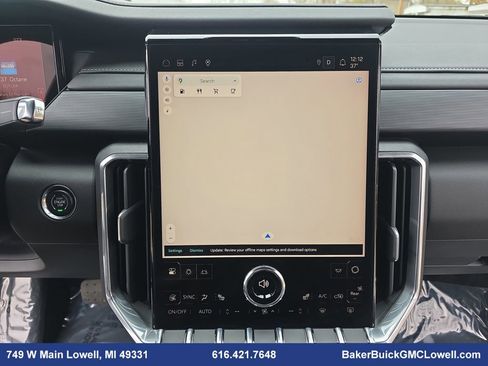 Used 2025 GMC Acadia Elevation image 26