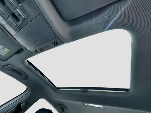Used 2023 Volkswagen Jetta SE FWD image 27