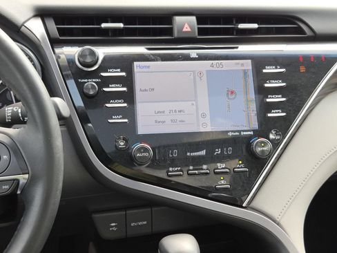 Used 2018 Toyota Camry XLE w/ Driver Assist Package FWD image 33
