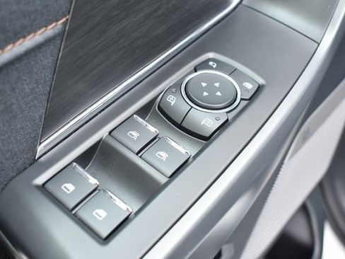 Used 2024 Ford F150 Lightning Lariat image 15